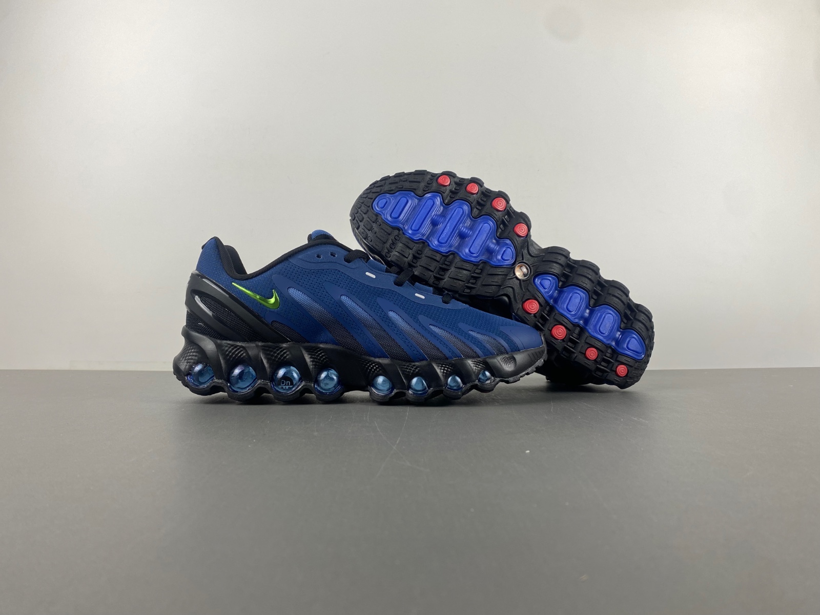 Nike Air Max DN 8