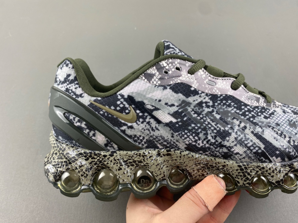 Nike Air Max DN 8