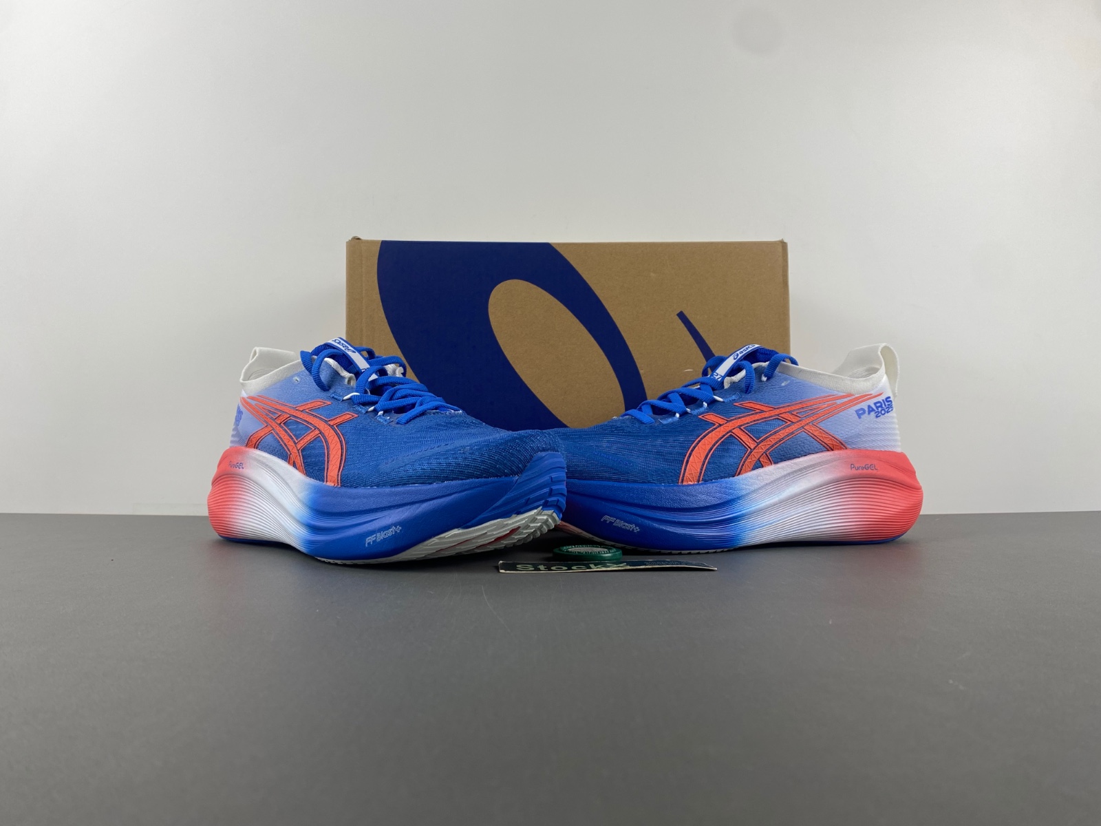 ASICS sneaker