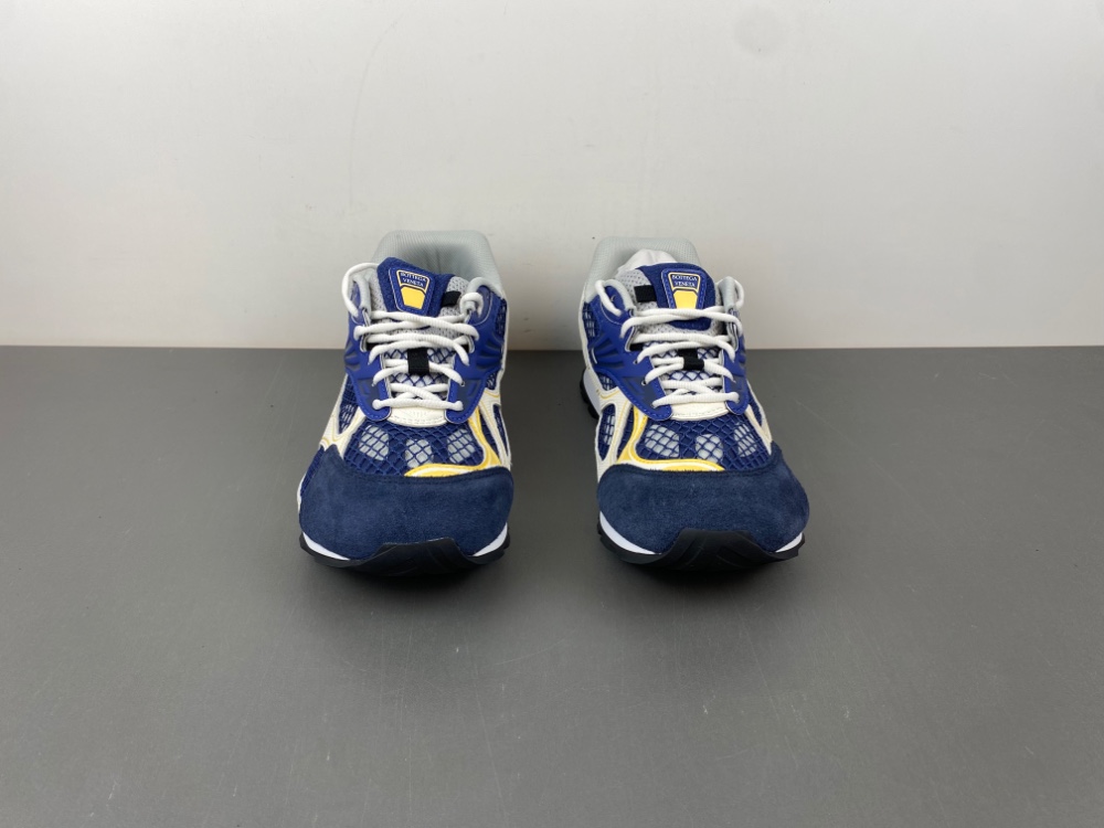 b0tte*a Ven*ta sneaker