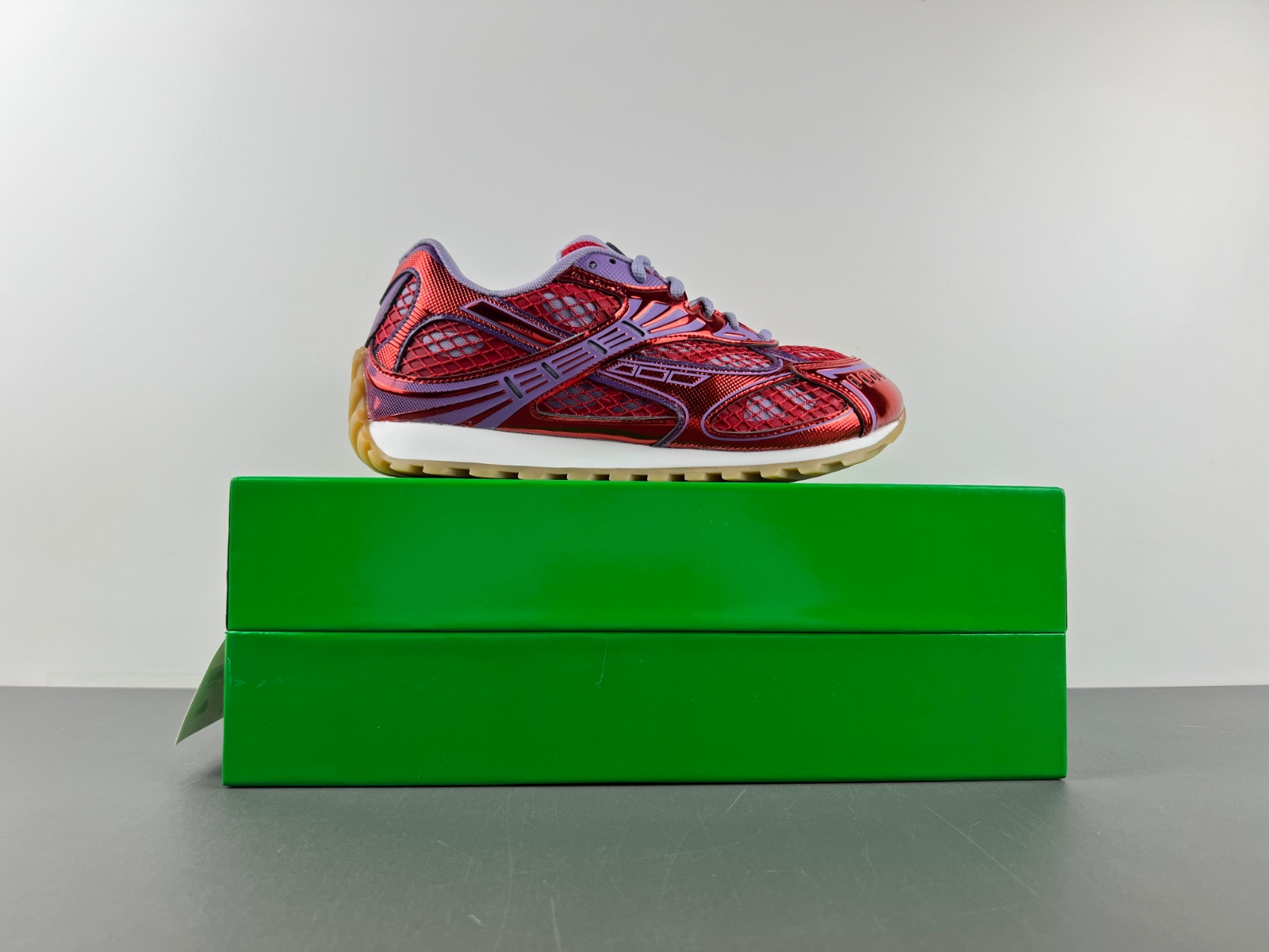 b0tte*a Ven*ta sneaker