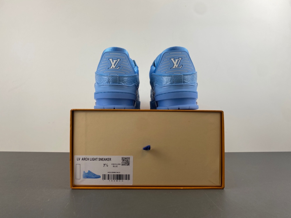 LV Trainer Sneaker