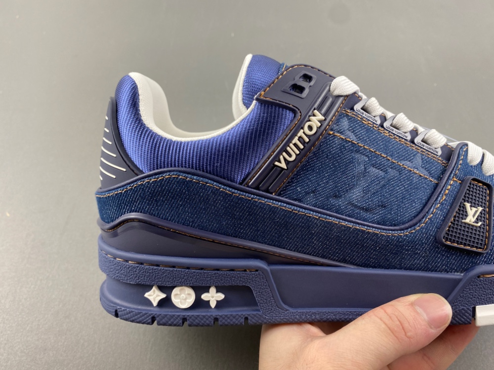 LV Trainer Sneaker