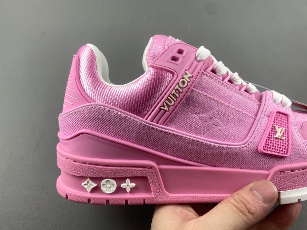 LV Trainer Sneaker