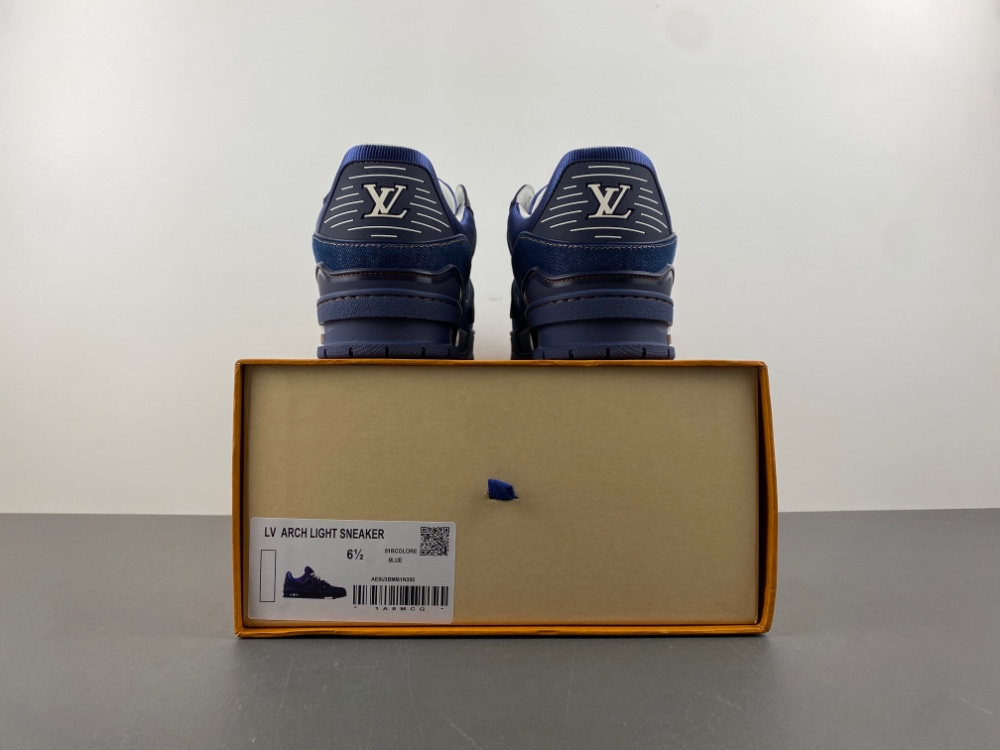LV Trainer Sneaker