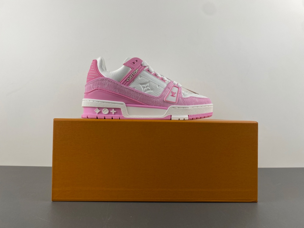 LV Trainer Sneaker