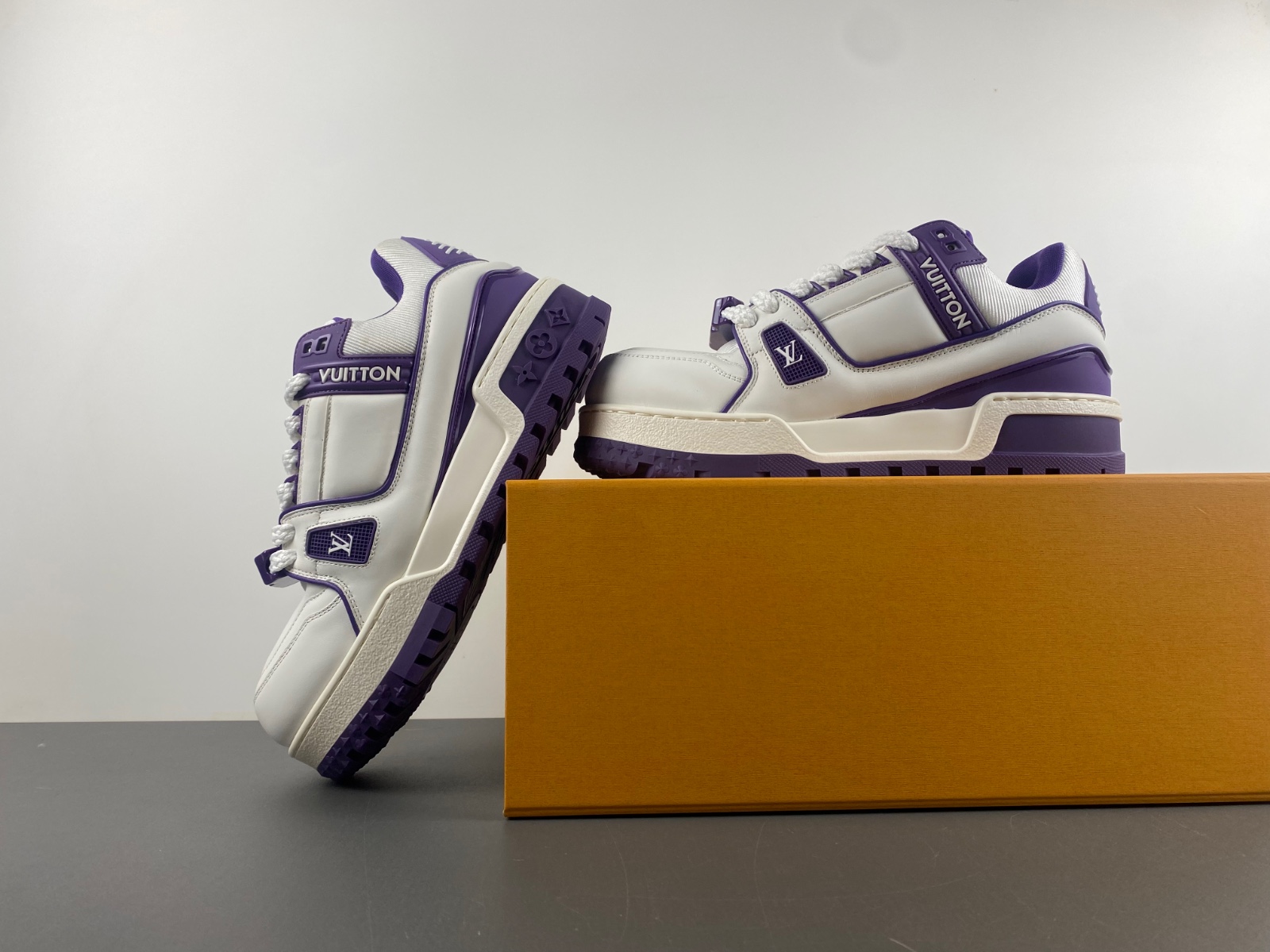 LV Trainer Maxi Sneaker