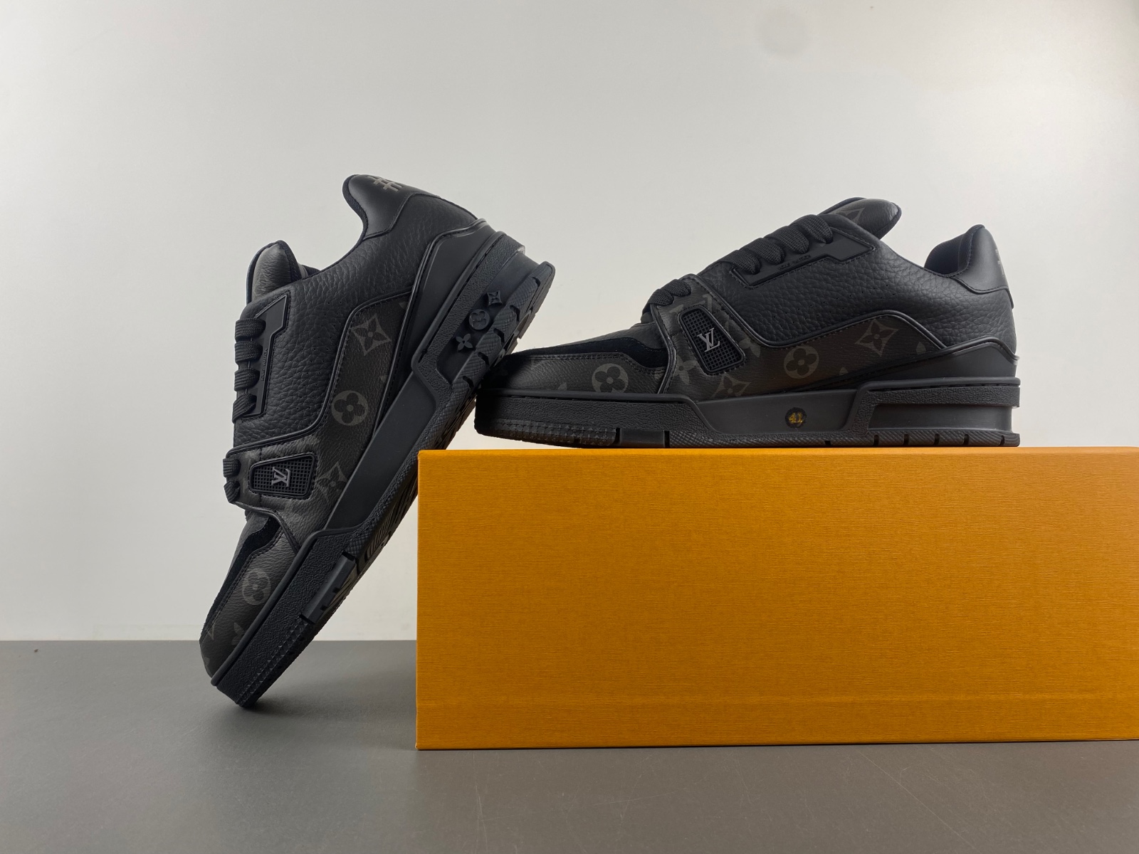 LV Trainer Sneaker