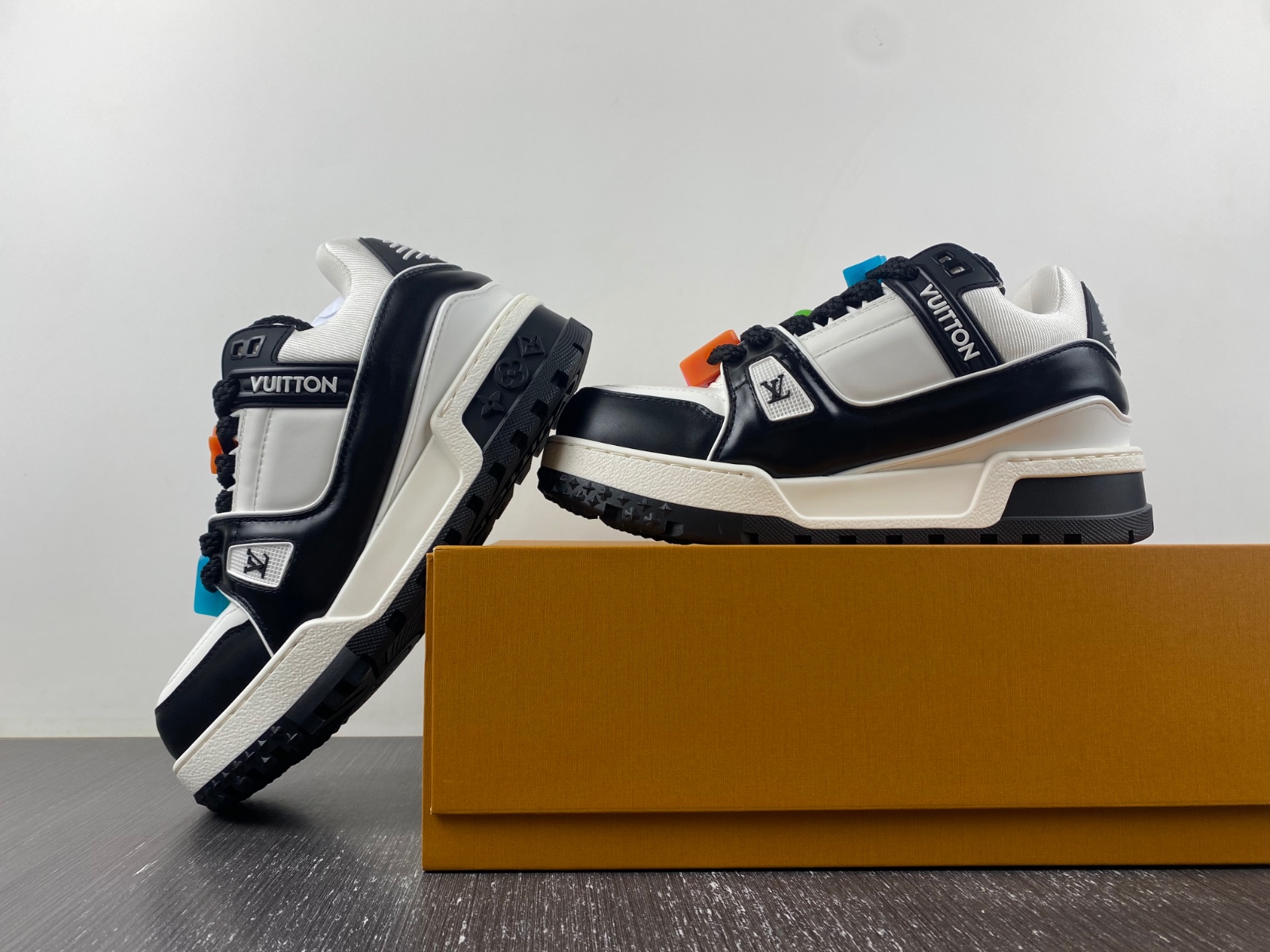 LV Trainer Maxi Sneaker