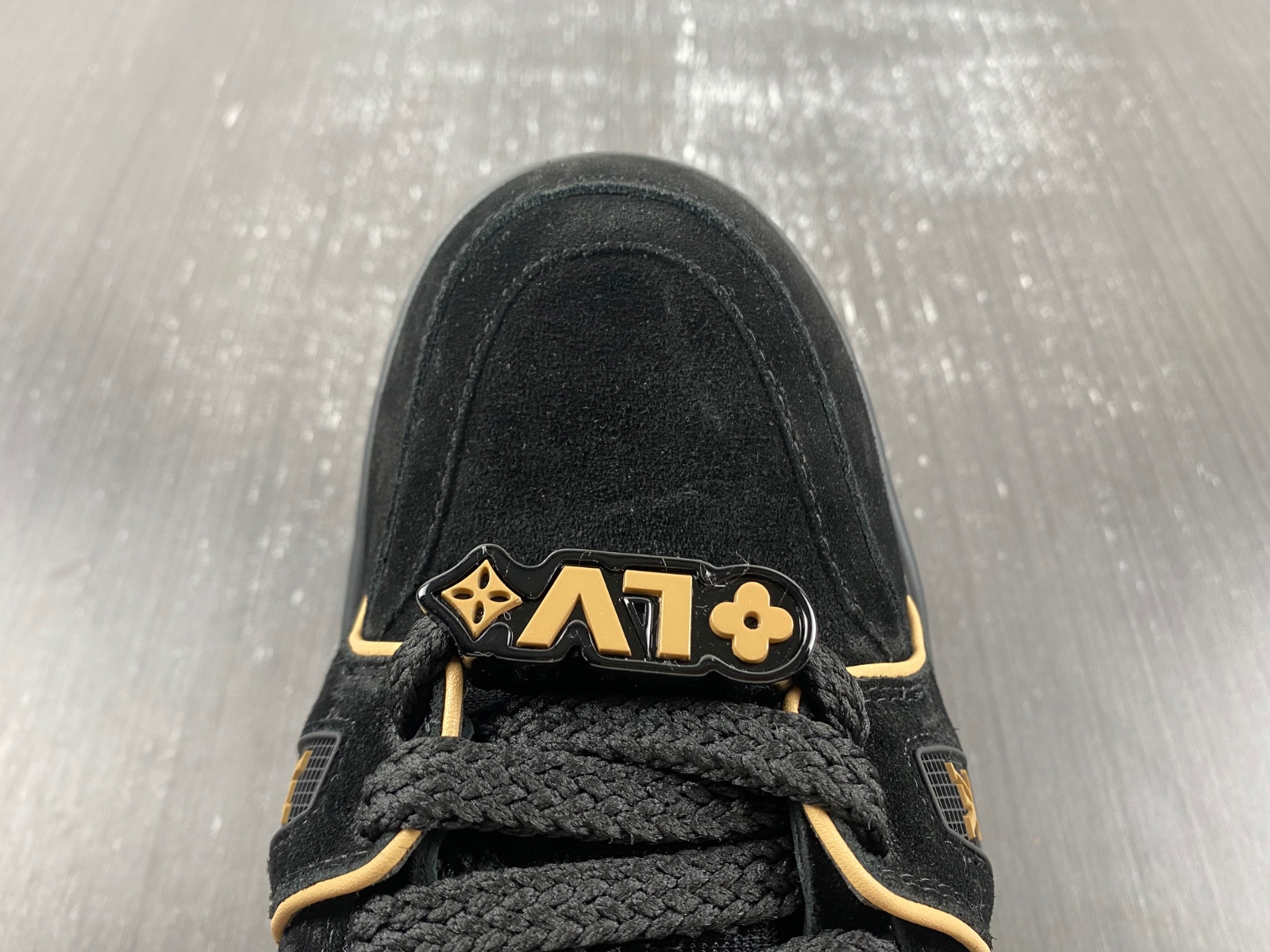 LV Trainer Maxi Sneaker