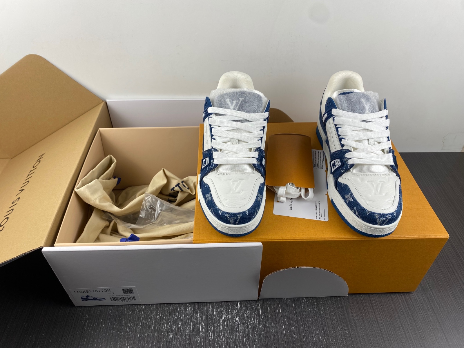 LV Trainer Sneaker