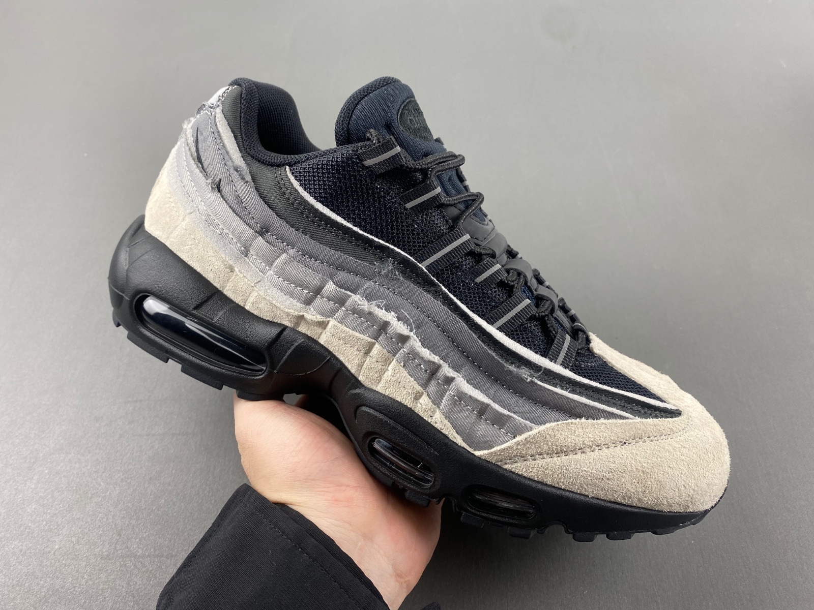 Comme des Garçons x Air Max 95 